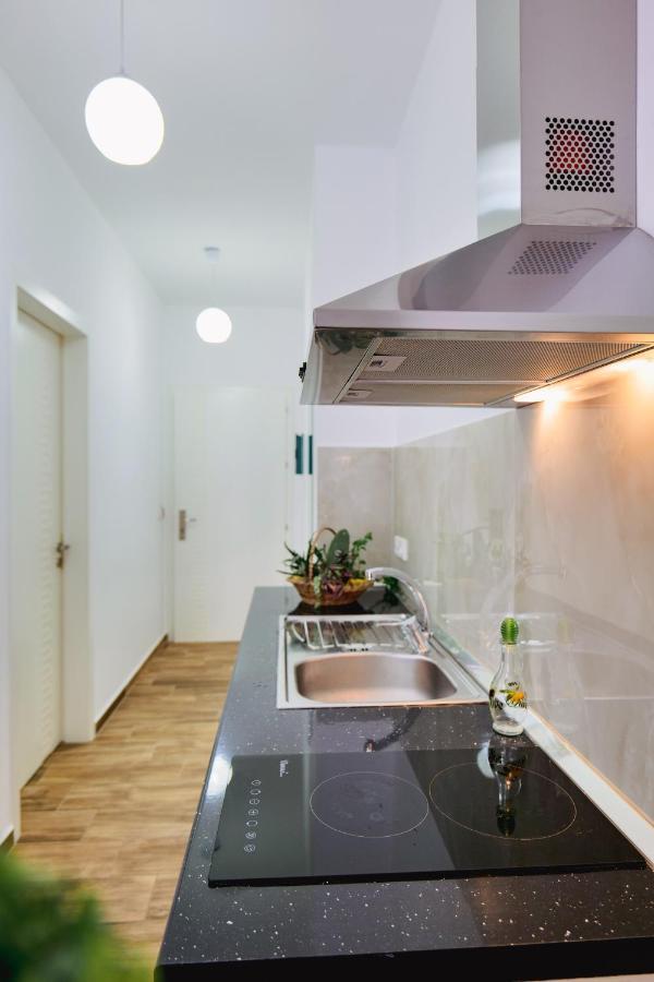 Eden Suites & Apartments Sarande Luaran gambar